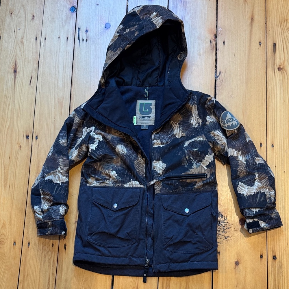 Kids Burton Ski coat, size small
